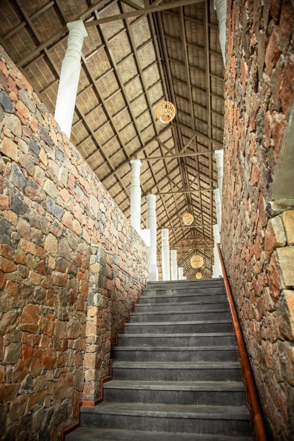 Maayaa Riverside Villa By Kpm Tripenta Attappādi Buitenkant foto