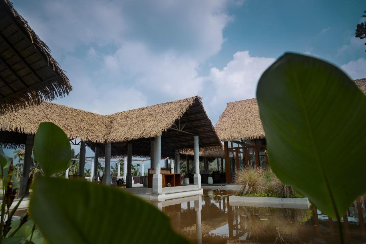 Maayaa Riverside Villa By Kpm Tripenta Attappādi Buitenkant foto